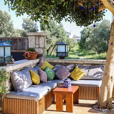 Alabora מלון אלאקאטי