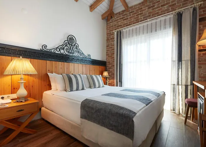 Alabora Hotel 3*